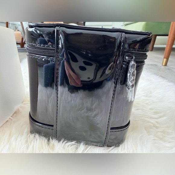 Dior ALL Black Patent Pleather Train Case NEW in original box Zipper pull SEALED - Picture 7 of 15